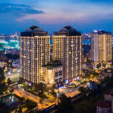 Westlake Homestay Hanoi - D'Le Roi Soleil Hanói Exterior foto