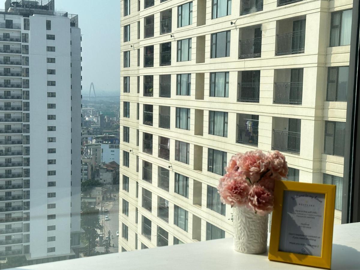 Westlake Homestay Hanoi - D'Le Roi Soleil Hanói Exterior foto