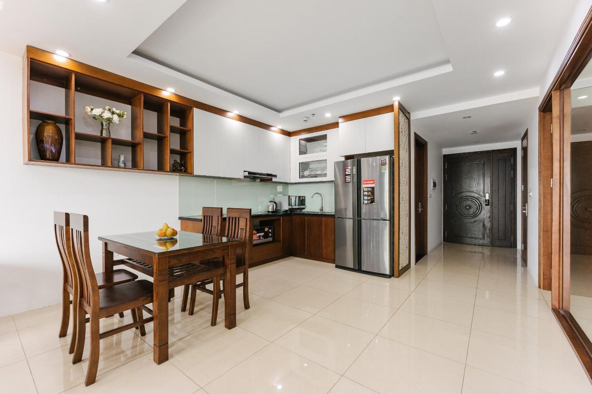 Westlake Homestay Hanoi - D'Le Roi Soleil Hanói Exterior foto