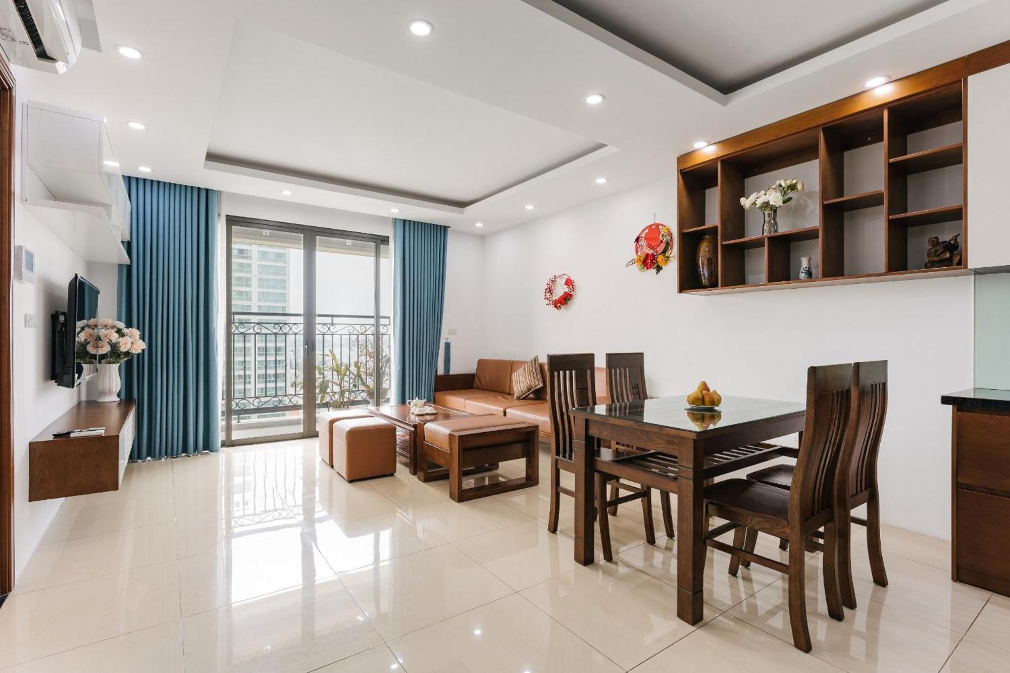 Westlake Homestay Hanoi - D'Le Roi Soleil Hanói Exterior foto
