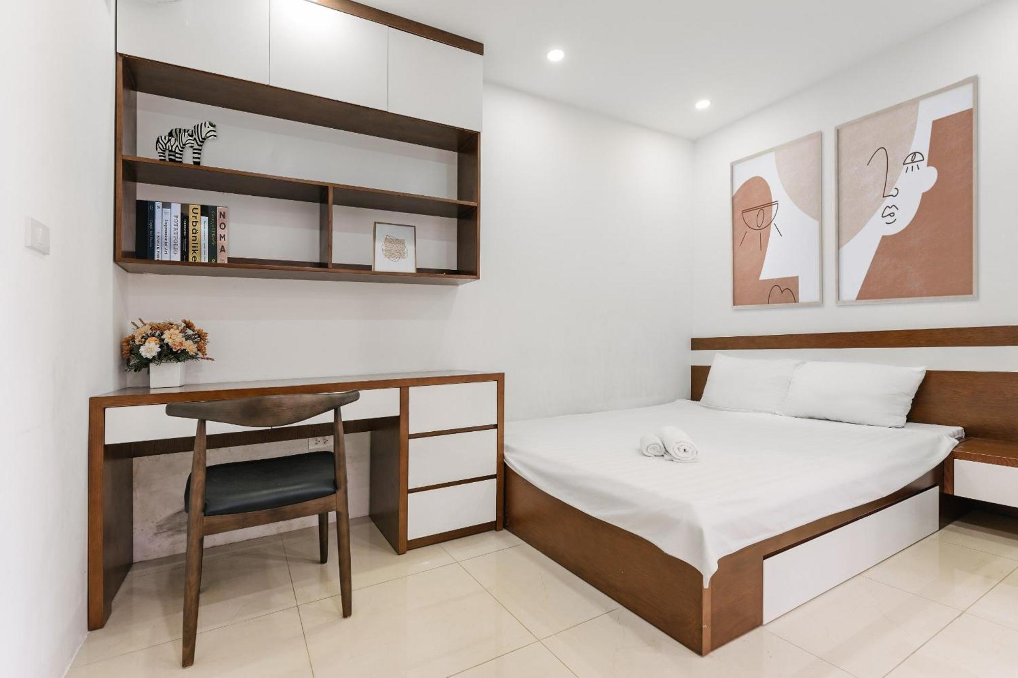 Westlake Homestay Hanoi - D'Le Roi Soleil Hanói Quarto foto