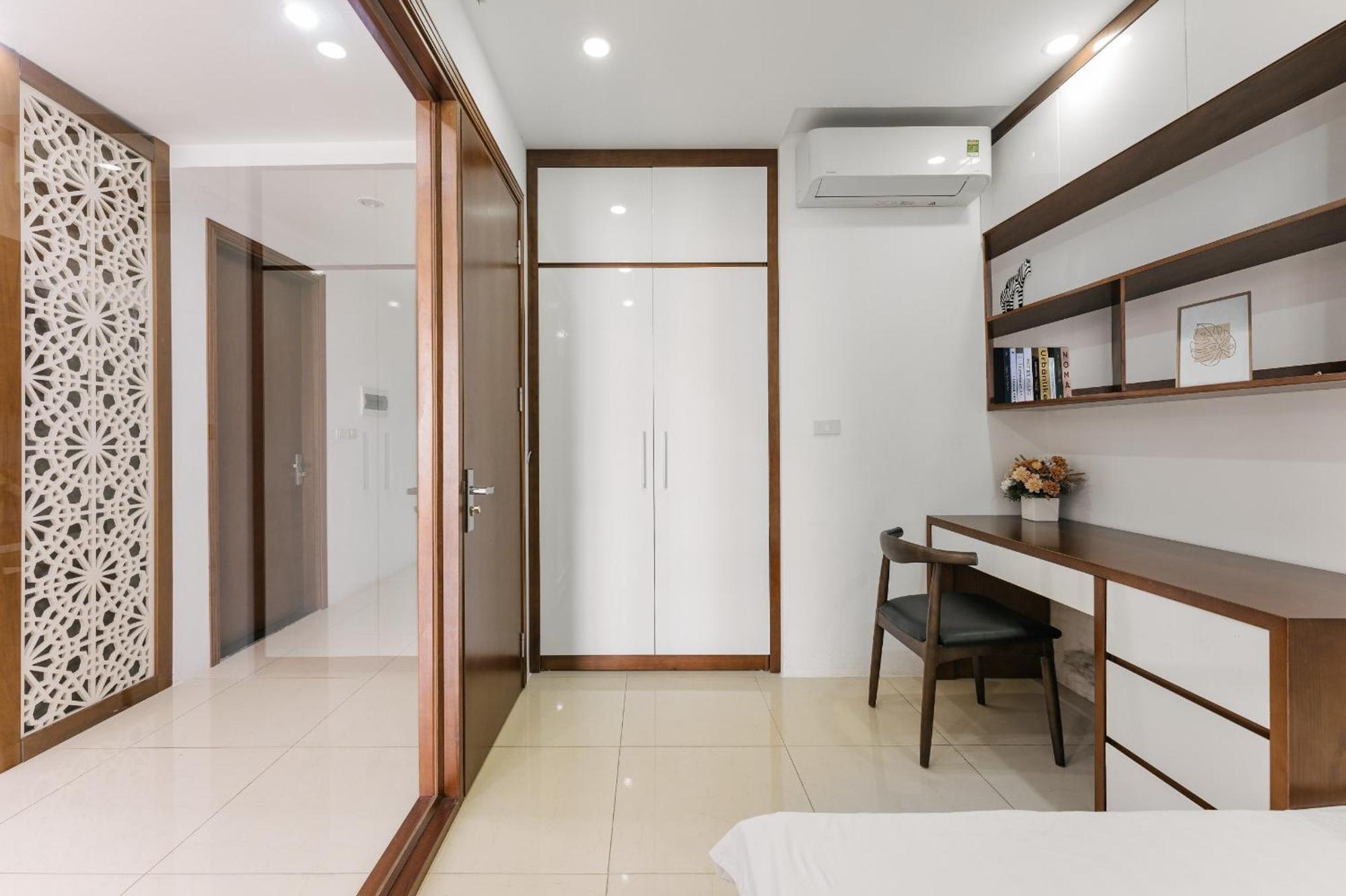 Westlake Homestay Hanoi - D'Le Roi Soleil Hanói Quarto foto